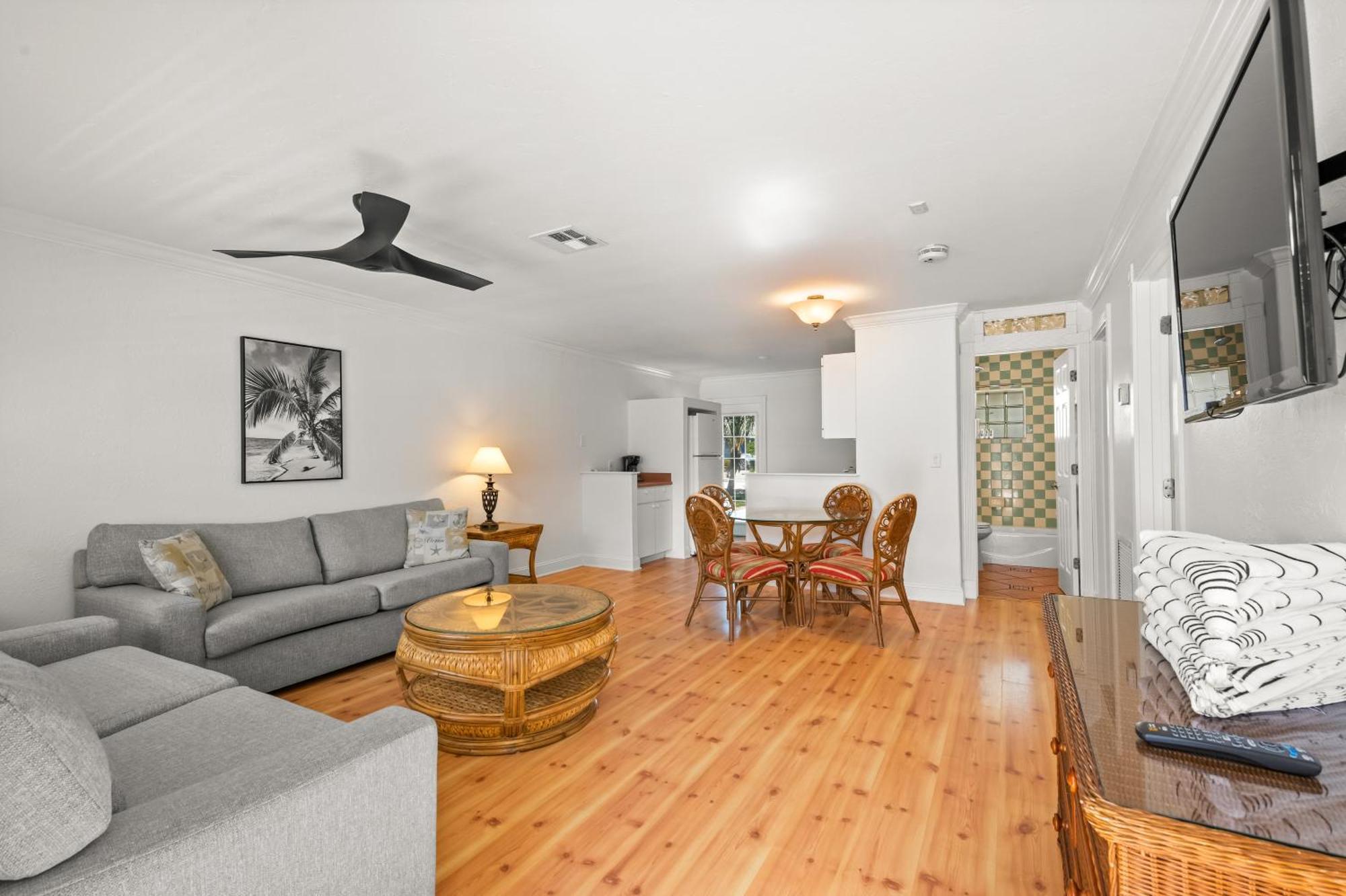 Tropic Isle At Anna Maria Island Inn Bradenton Beach Esterno foto
