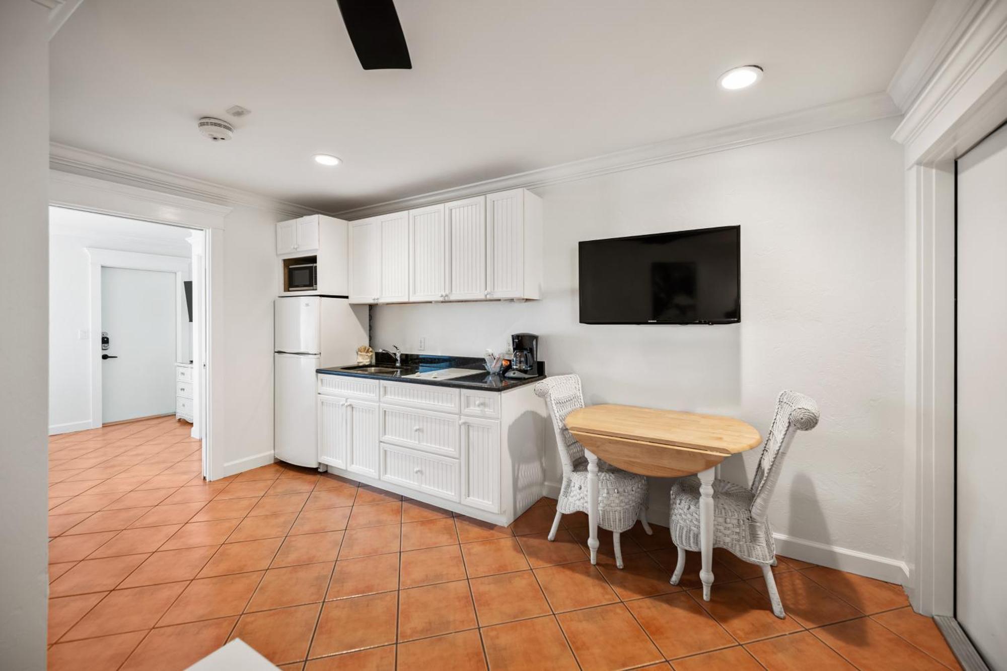Tropic Isle At Anna Maria Island Inn Bradenton Beach Esterno foto