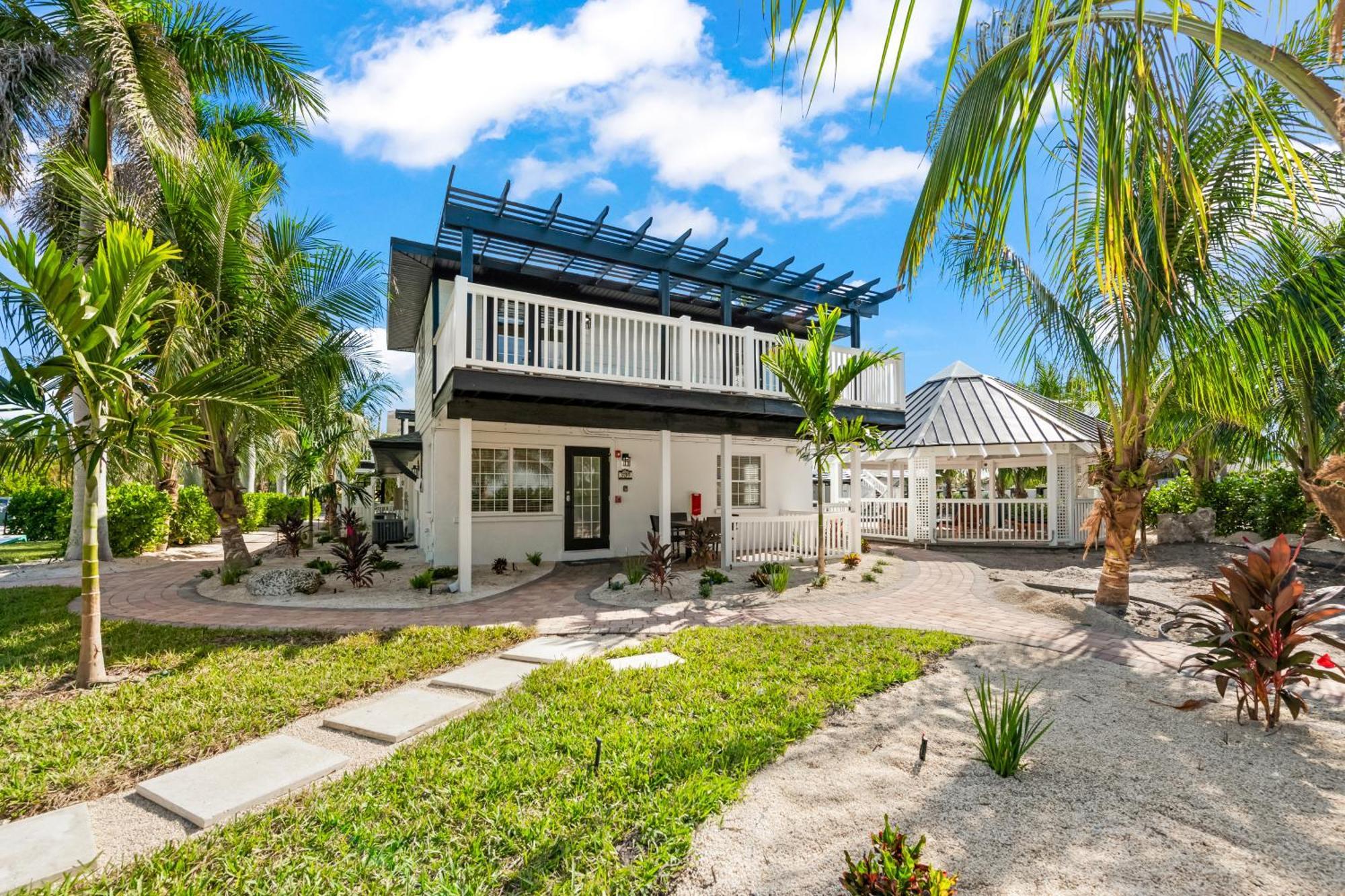 Tropic Isle At Anna Maria Island Inn Bradenton Beach Esterno foto